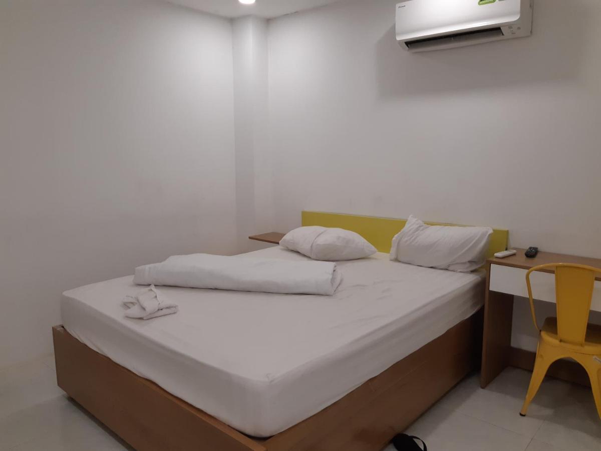 Yelo Hostel & Cafe Ho Chi Minh-Byen Eksteriør billede
